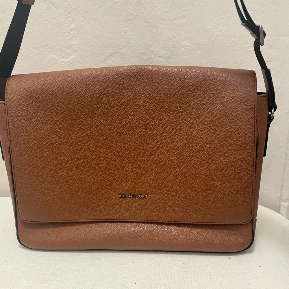 Michale Kors men’s bag